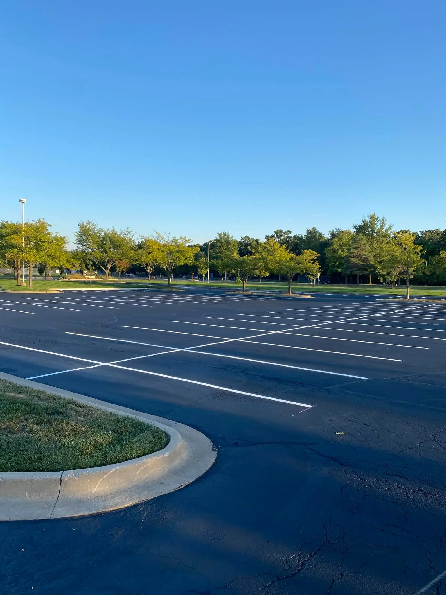 Finished asphalt paving and sealcoating project in Kansas City