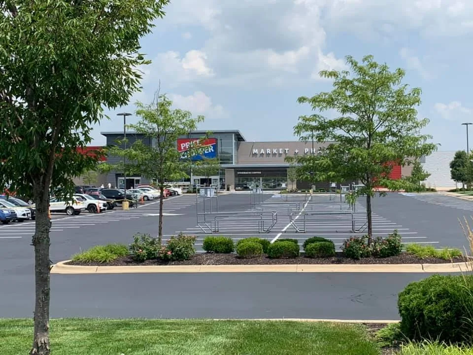 Retail and shopping center asphalt paving in Kansas City