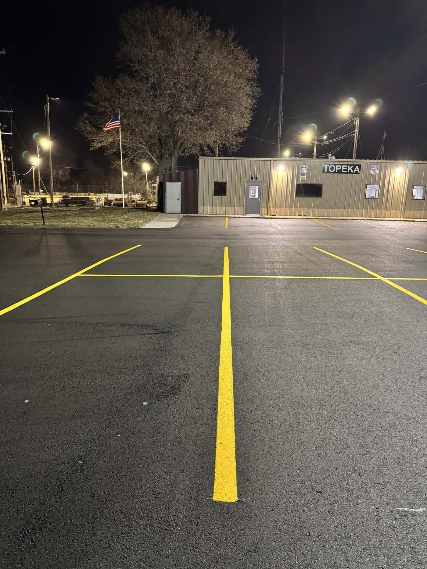 Asphalt milling and overlay project at Union Pacific Railroad in Topeka, Kansas